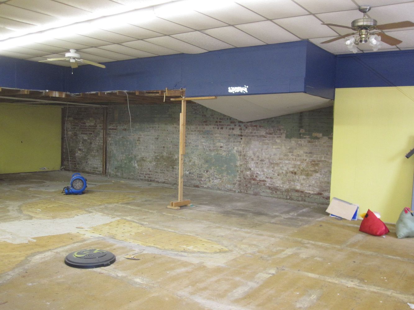 213 S State St, Jerseyville, IL 62052